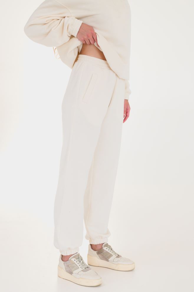 Костюм з італійського трикотажу: Powder Pink світшот і Soft Milk штани