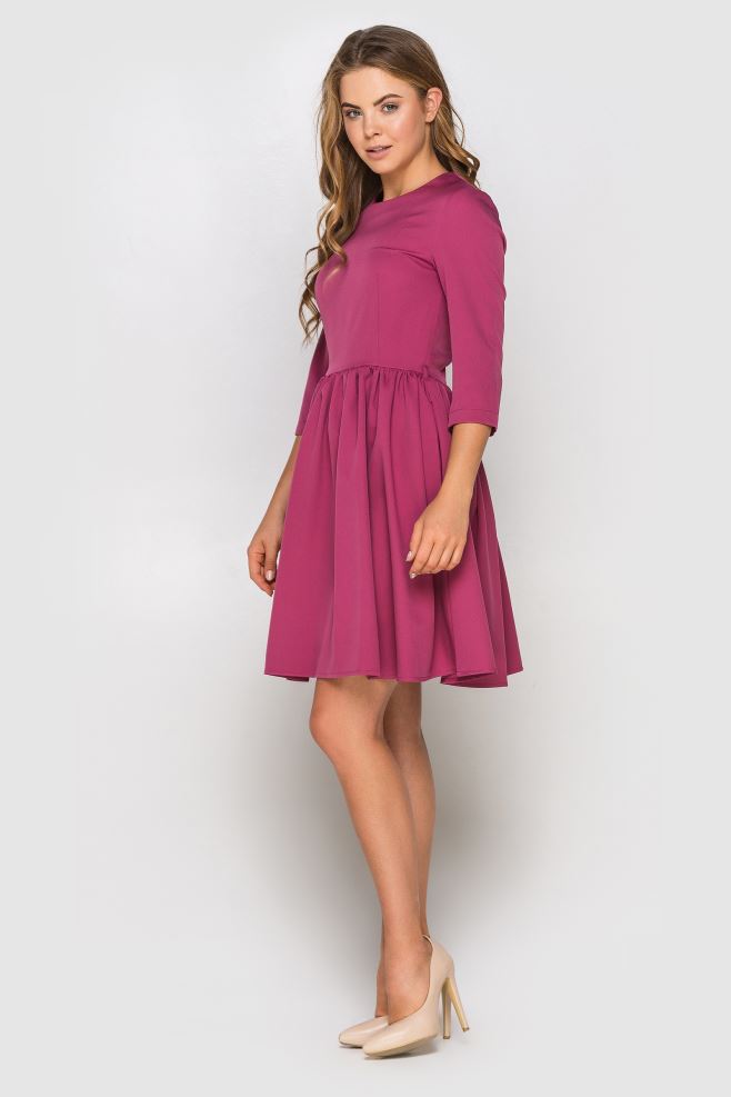 Темно-рожева сукня міні