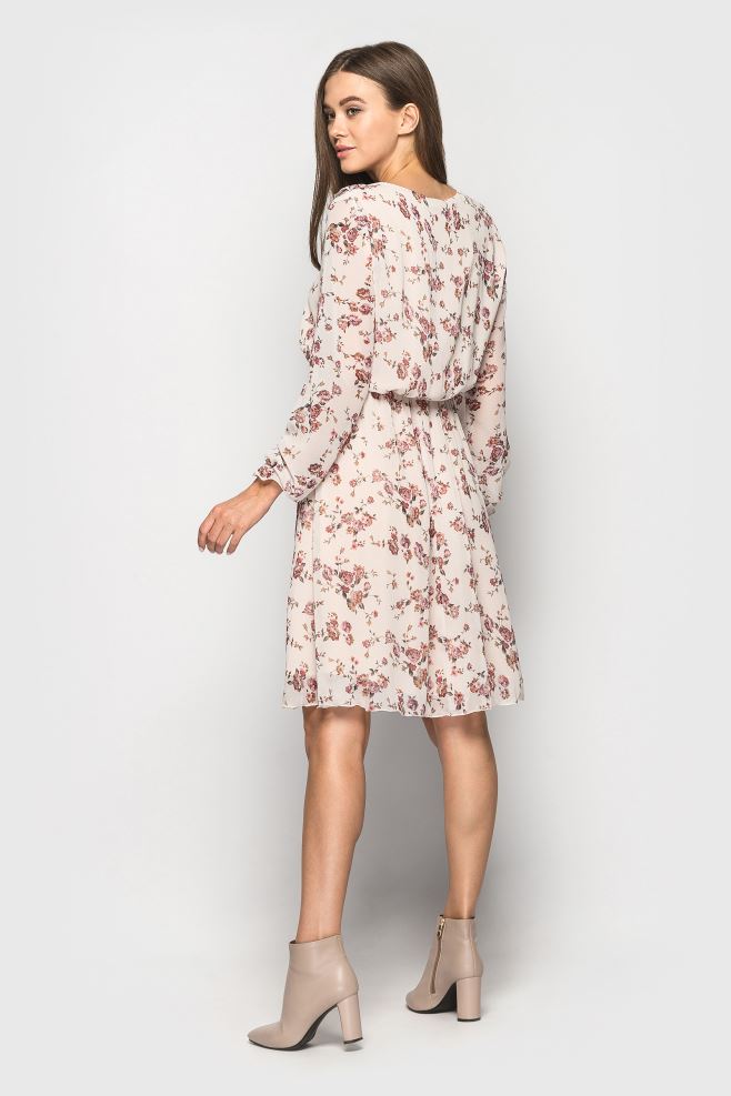 Шифонова сукня міні в пудрові квіти з воланами