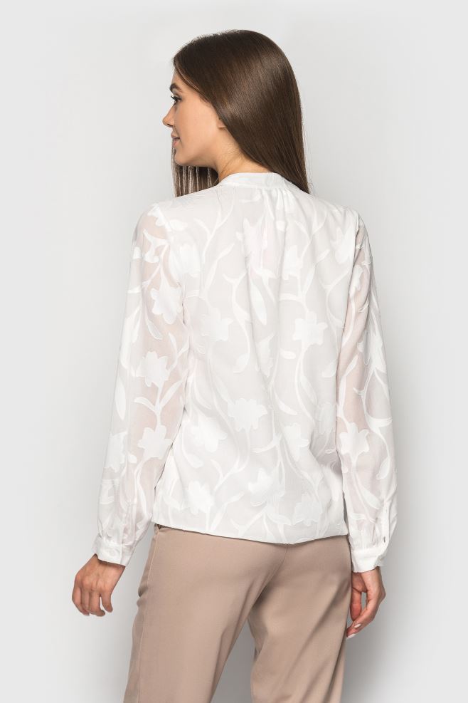 Біла блуза з фактурної італійської бавовни