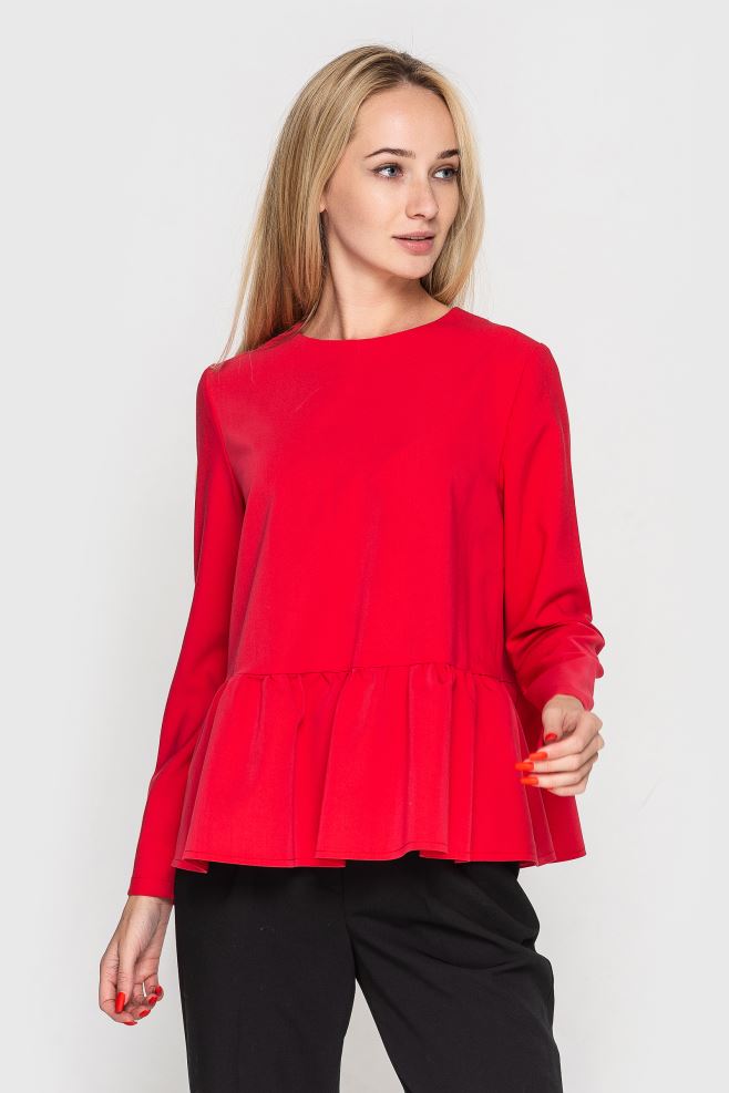 Блуза червона з баскою