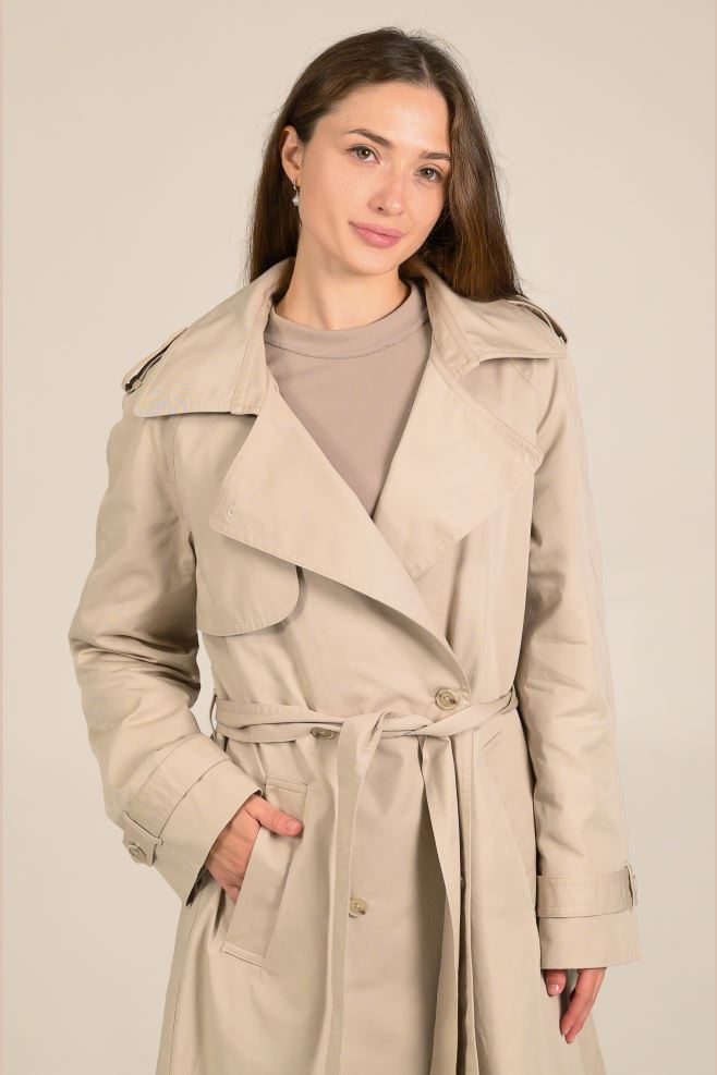 Iconic Trench: тренч бежевого кольору з італійського котону
