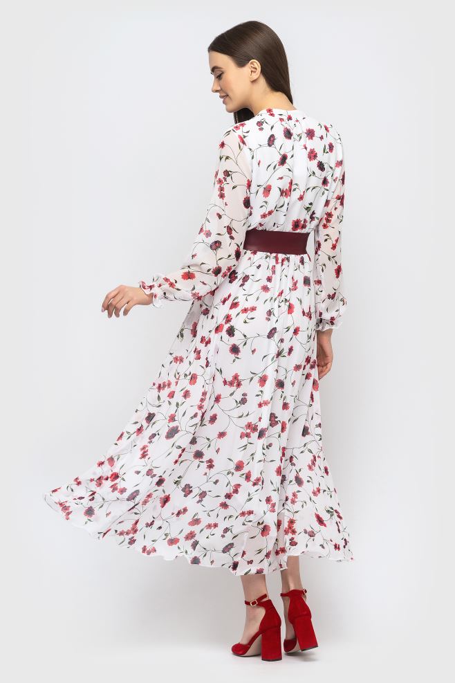 Біла шифонова сукня в червоні квіти з шкіряним паском