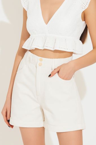 Джинсові шорти молочні з манжетом з італійського джинсу