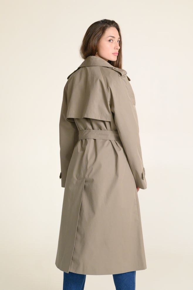 Iconic Trench: тренч кольору хакі з італійського котону