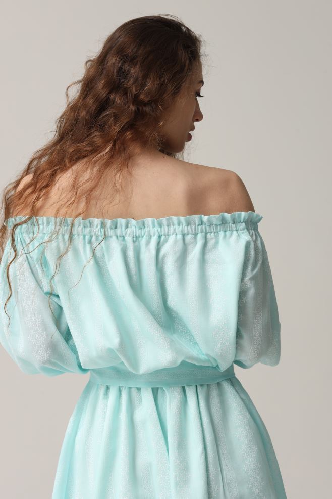 Бірюзова сукня з відкритими плечима з бавовни